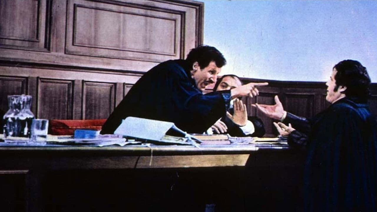 Photo d'illustration du film Riuscirà l'avvocato Franco Benenato a sconfiggere il suo acerrimo nemico il pretore Ciccio De Ingras?